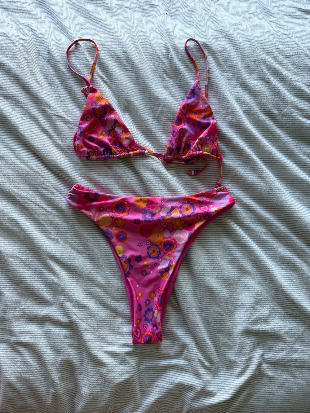 Kotomi Bright Pink Floral Bikini with coverup